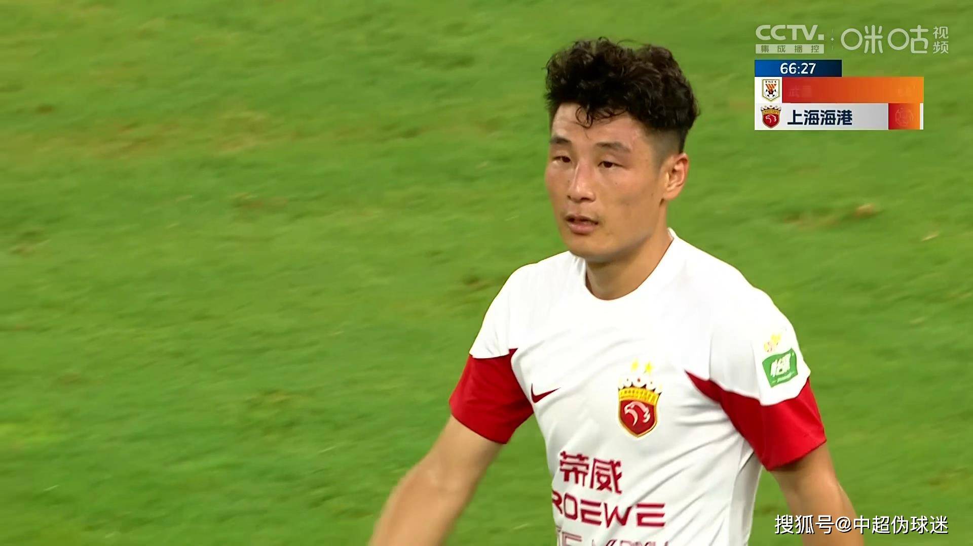上港手握三分，登上积分榜之巅的简单介绍