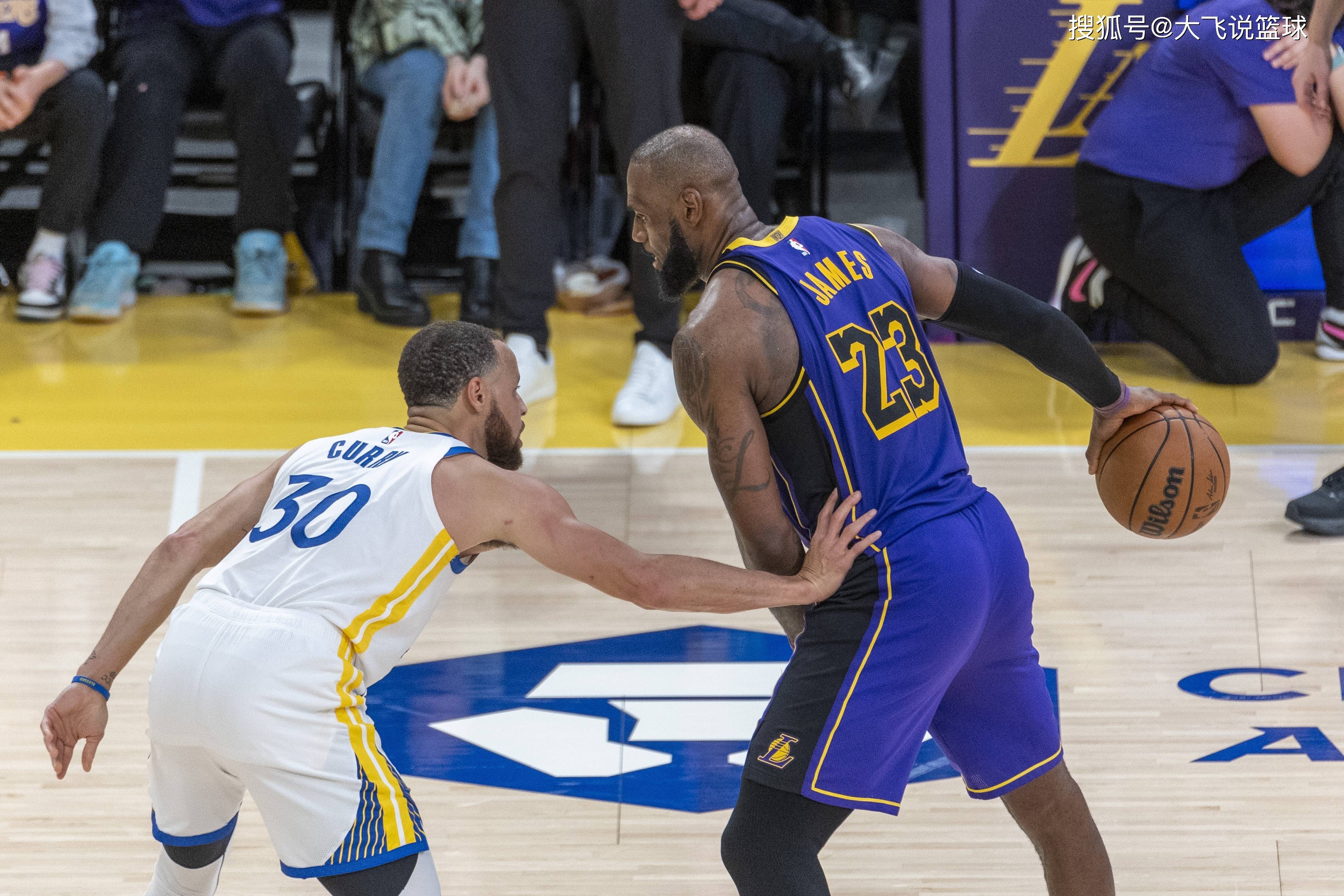 “火箭大胜太阳”——近期NBA战况的简单介绍 “火箭大胜太阳”——近期NBA战况的简单介绍