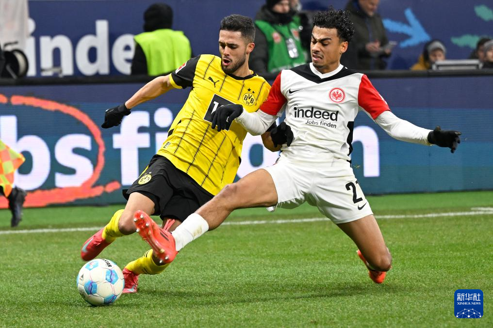 多特蒙德客场大胜,法兰克福无力回天败在主场 多特蒙德客场大胜,法兰克福无力回天败在主场