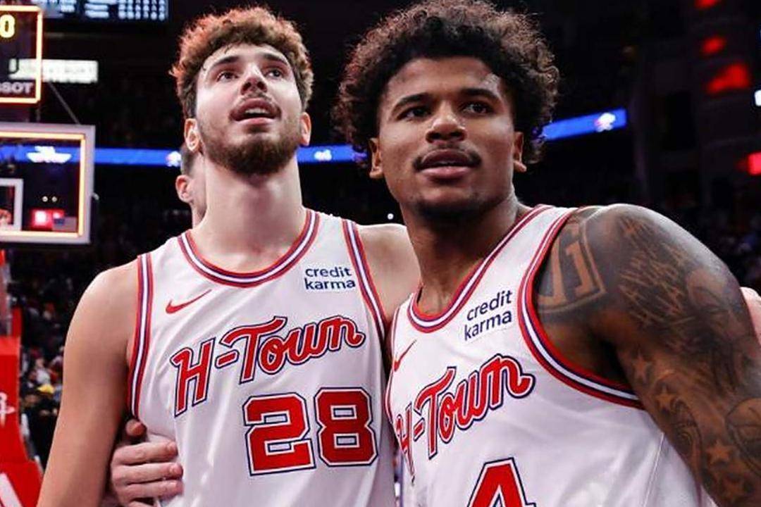 火箭交易截止日，多名球员离队