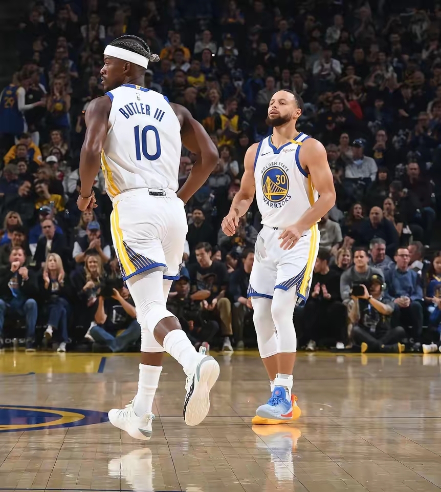 森林狼击败灰熊，勇士止步连败