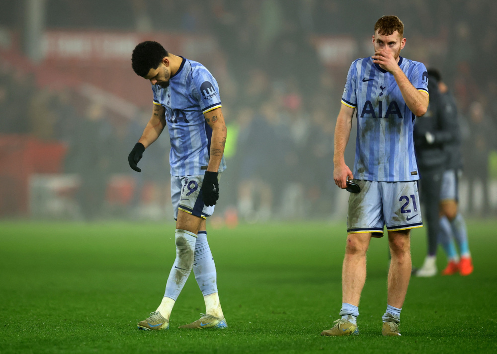 包含热刺后防铁桶密集,连续零封对手的词条 包含热刺后防铁桶密集,连续零封对手的词条