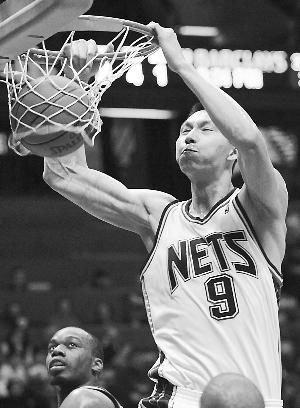 雷霆绝杀深圳队，易建联扛起全队