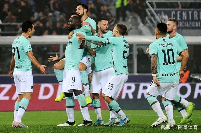 关于红牛二队横扫迈凯伦，拉塞尔状态火热的信息