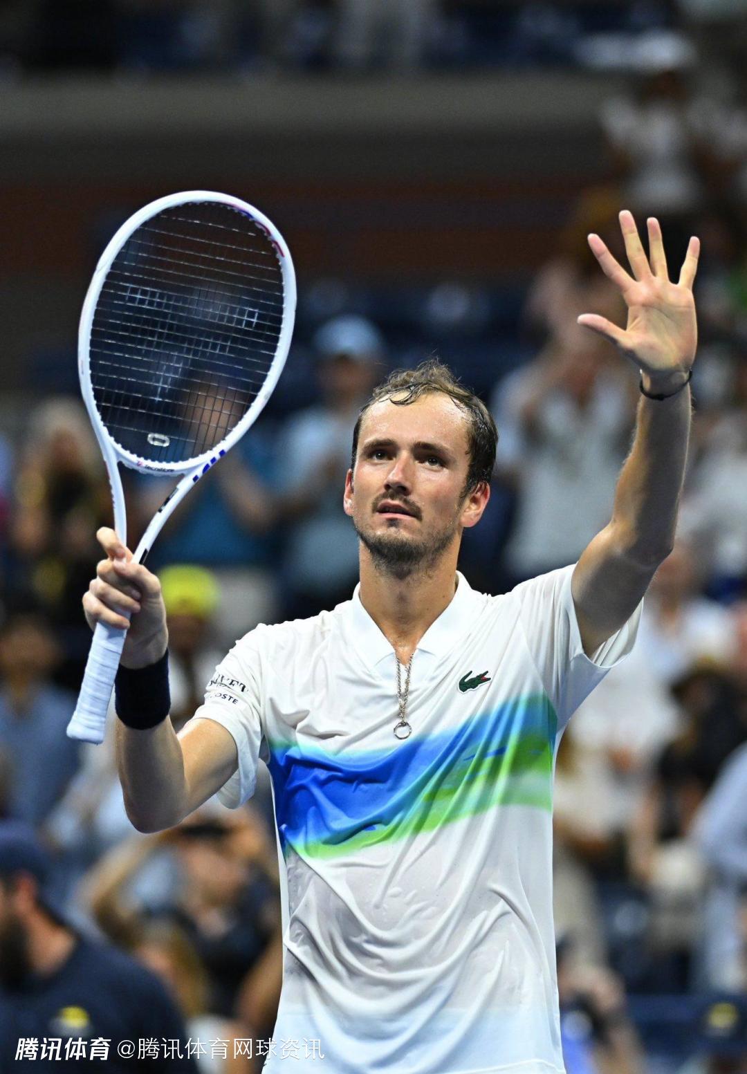 年终总决赛鏖战美网，梅德韦杰夫惊艳四座